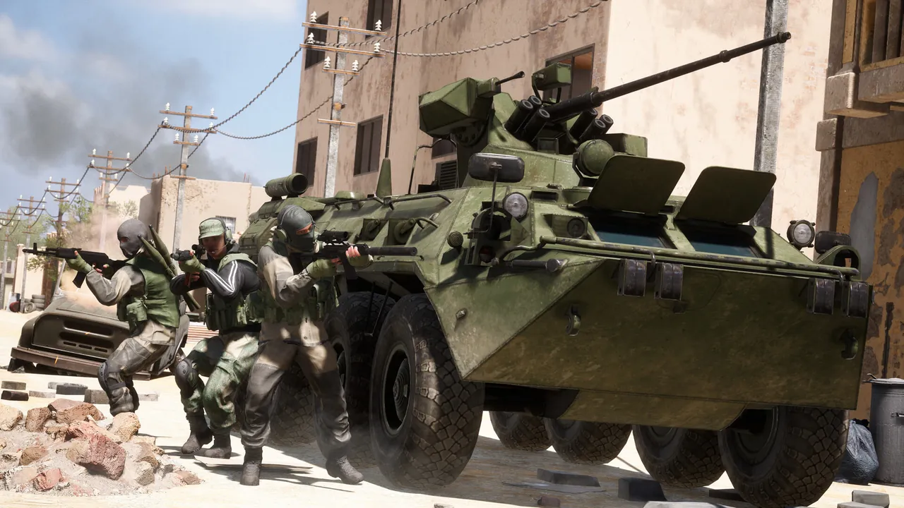Harsh Doorstop vehicles and infantry on a large map